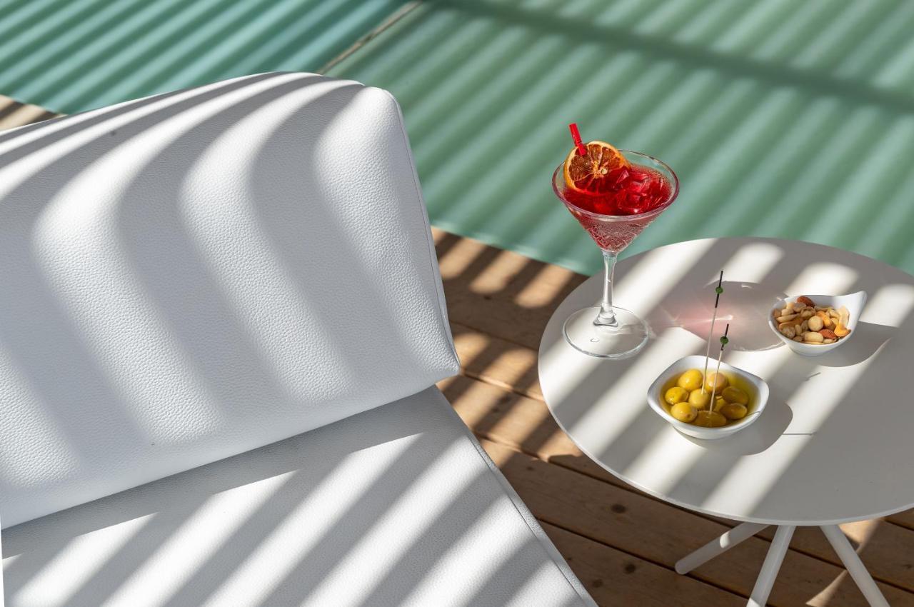 Marti Myra Hotel Tekirova Exterior photo A Campari cocktail