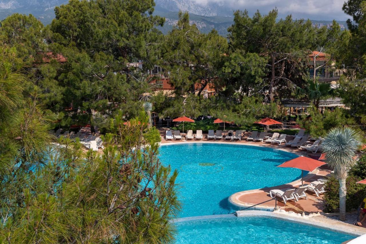 Marti Myra Hotel Tekirova Exterior photo A swimming pool